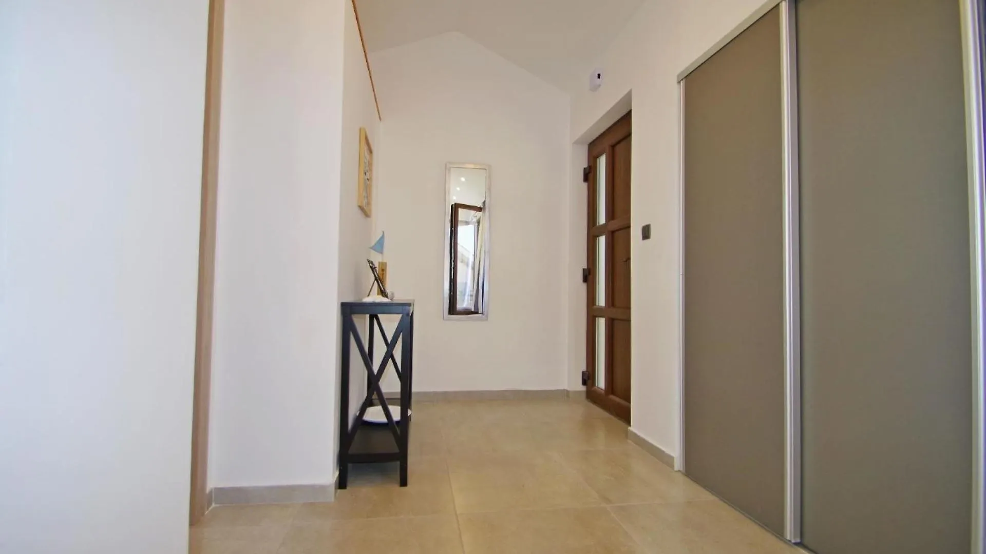 Ferienwohnung In Fazana Mit Schoenem Balkon Valbandon