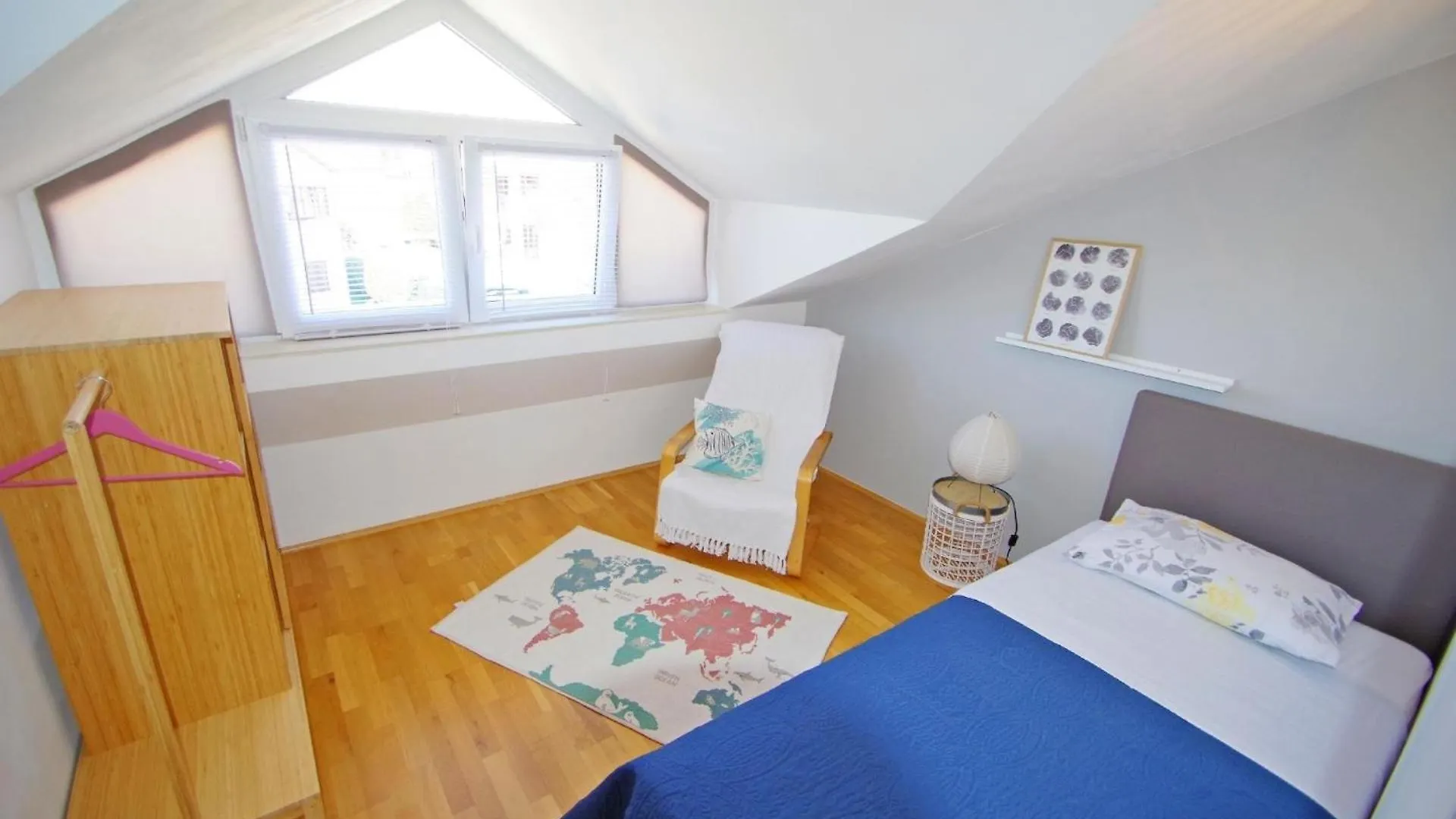 Ferienwohnung In Fazana Mit Schoenem Balkon Valbandon Apartment